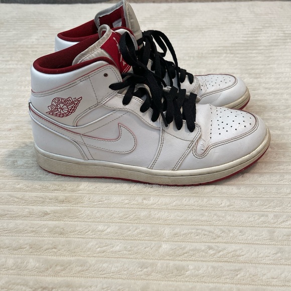 Jordan 1 Retro Mid main image 5